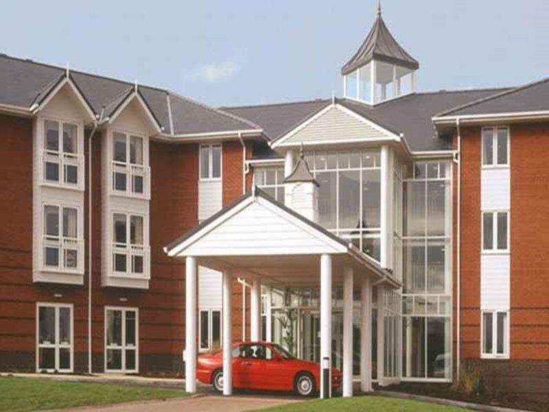 Arden Hotel And Leisure Club Бекенхил Екстериор снимка