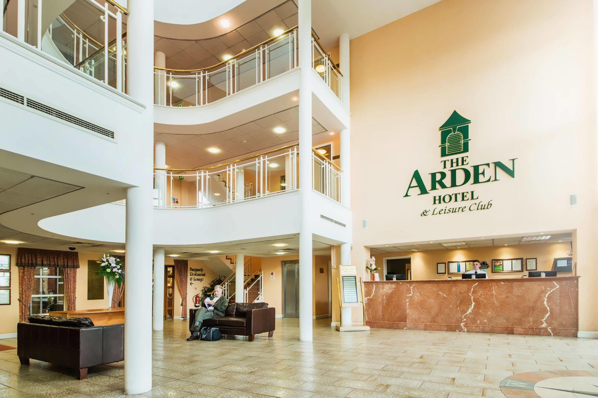 Arden Hotel And Leisure Club Бекенхил Екстериор снимка